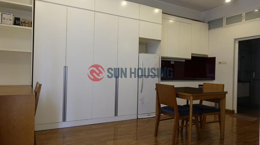 Studio serviced apartment Ba Dinh | Nearby Lotte Shopping Mall