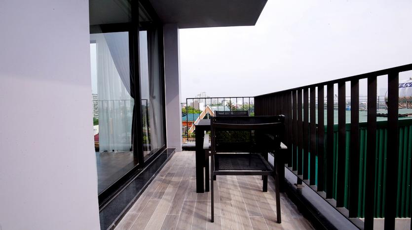 Three-bedroom serviced apartment Westlake, Hanoi