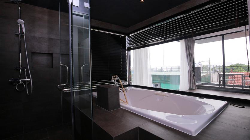 Three-bedroom serviced apartment Westlake, Hanoi