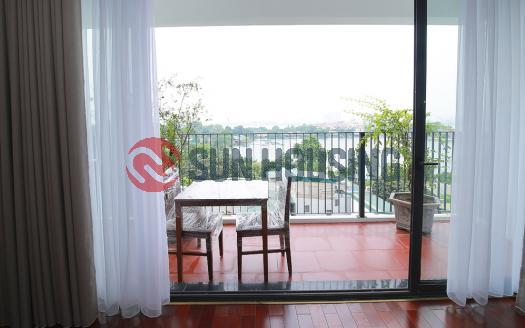 Luxurious apartment Tay Ho to let with 3 bedrooms, lake view open view balcony