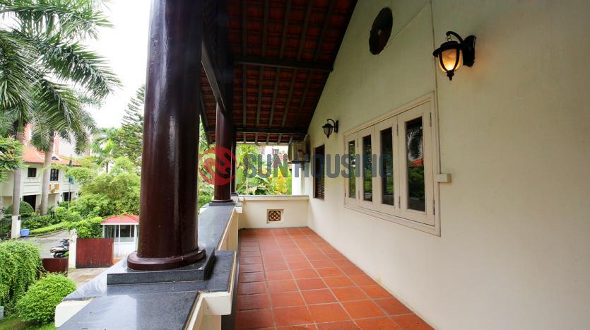 Luxurious villa Tay Ho for rent with 5 bedrooms, front yard, garden, swimming pool