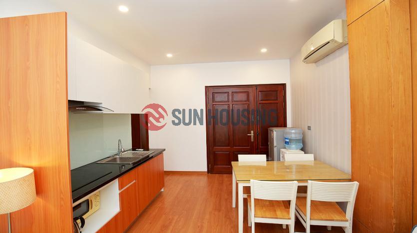 One bedroom serviced apartment Tay Ho Hanoi, affordable price.