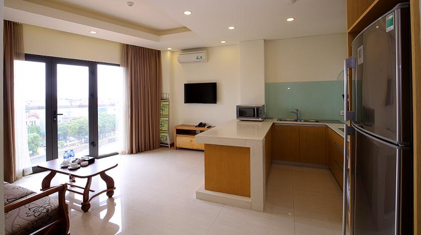 One bedroom serviced apartment Tay Ho, nice city view