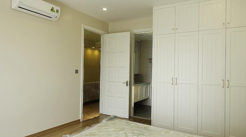 Renovated 3-bedroom apartment to let in Ciputra E4 building Hanoi