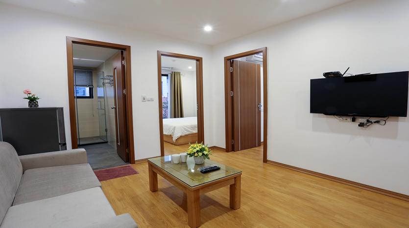 Two-bedroom serviced apartment Ba Dinh, Truc Bach lake