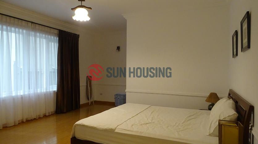 apartment tay ho for rent with 3 bedrooms balcony