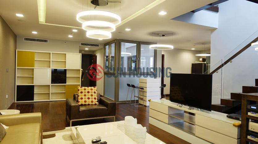 Three-bedroom penthouse Ba Dinh Hanoi deluxe and bright|near Lotte