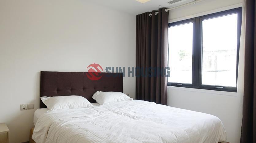 Serviced apartment in Ba Dinh downtown Hanoi with 2 bedrooms, balcony, lots of light