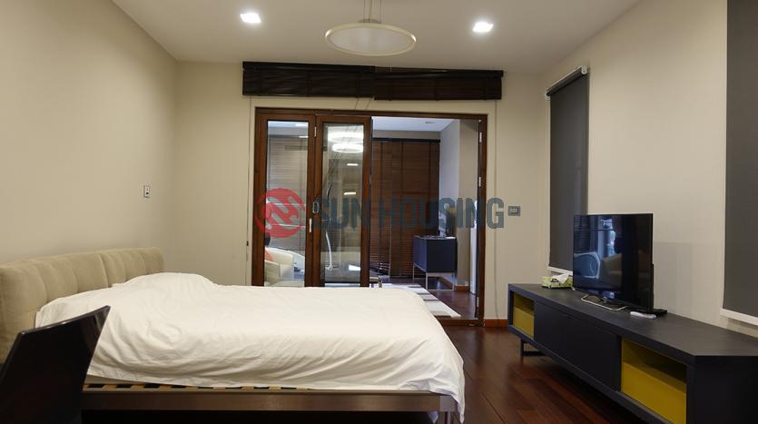 Three-bedroom penthouse Ba Dinh Hanoi deluxe and bright|near Lotte