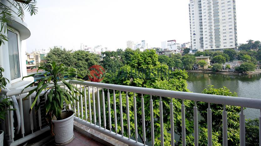 3-bedroom apartments Hanoi Truc bach Lake view