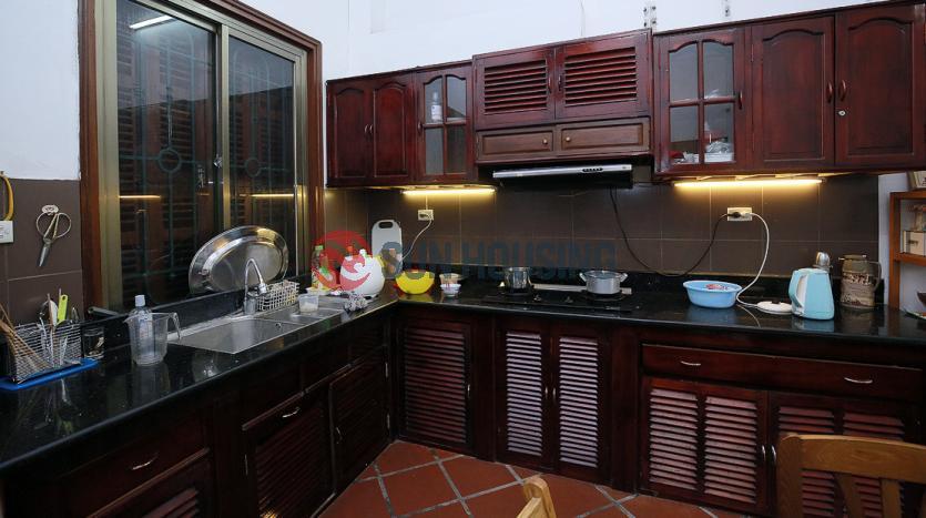 house to let in Tay Ho with 5 bedrooms, terrace, yard, lake view balcony