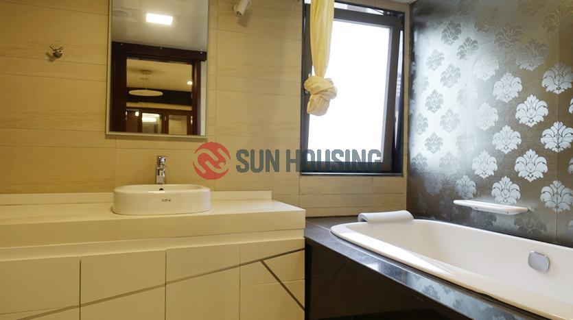 Three-bedroom penthouse Ba Dinh Hanoi deluxe and bright|near Lotte