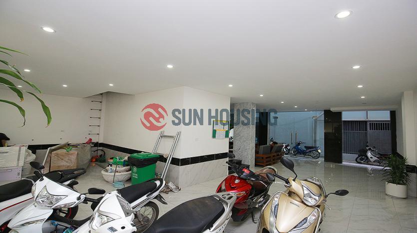 Airy and spacious serviced apartment one bedroom near Westlake Hanoi