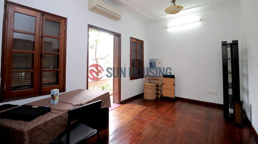 house to let in Tay Ho with 5 bedrooms, terrace, yard, lake view balcony