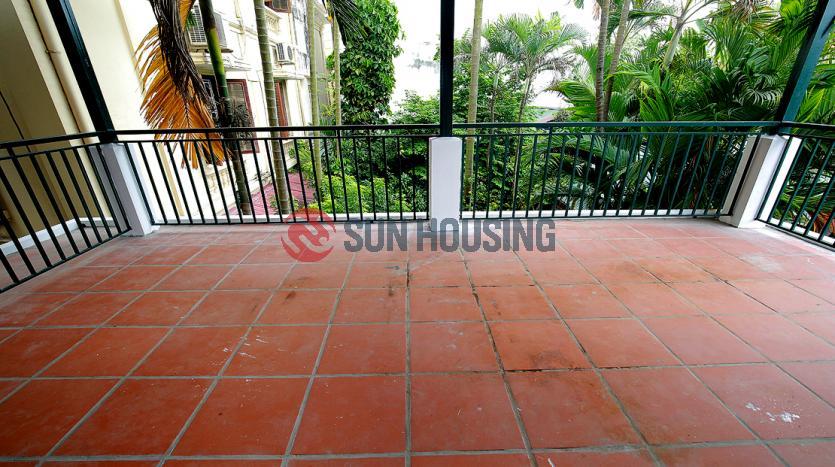 Partly furnished house in Au Co, Tay Ho | 4 bedrooms, large balcony
