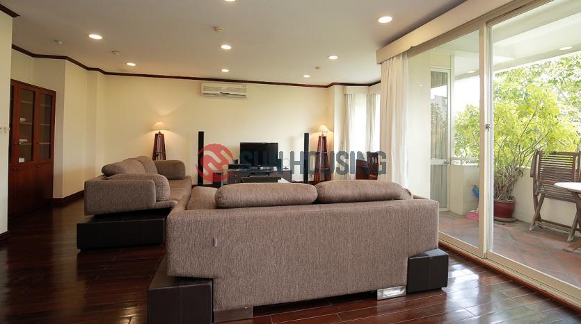 Gorgeous Duplex 3 bedrooms in Xuan Dieu Tay Ho Hanoi is looking for new tenants