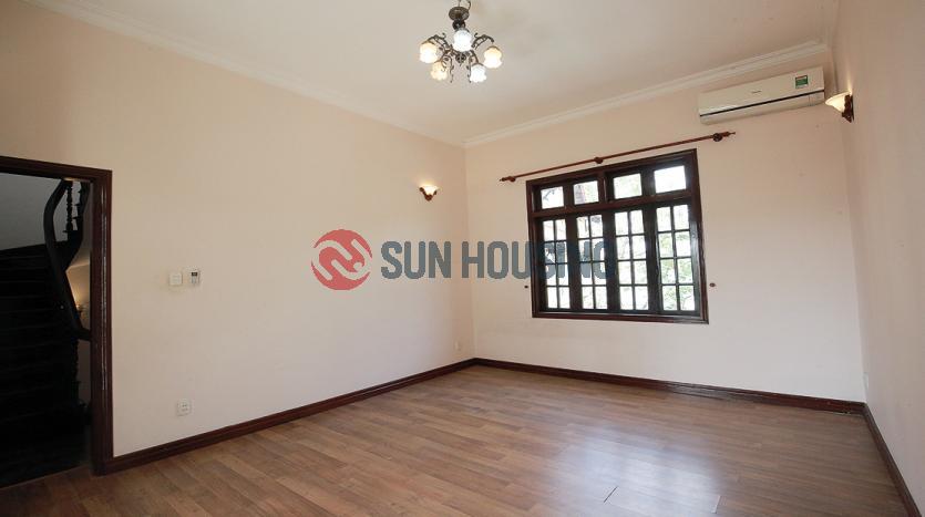 Partly furnished house for rent in Xom Chua, Tay Ho with 4 bedrooms, lake view patio