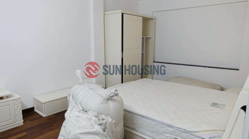 Newly-built 02-bedroom serviced apartment Ba Dinh, Doi Can