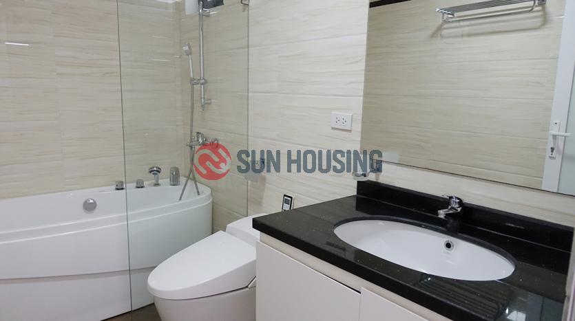 Well-arranged space ever 02-bed serviced apartment Ba Dinh