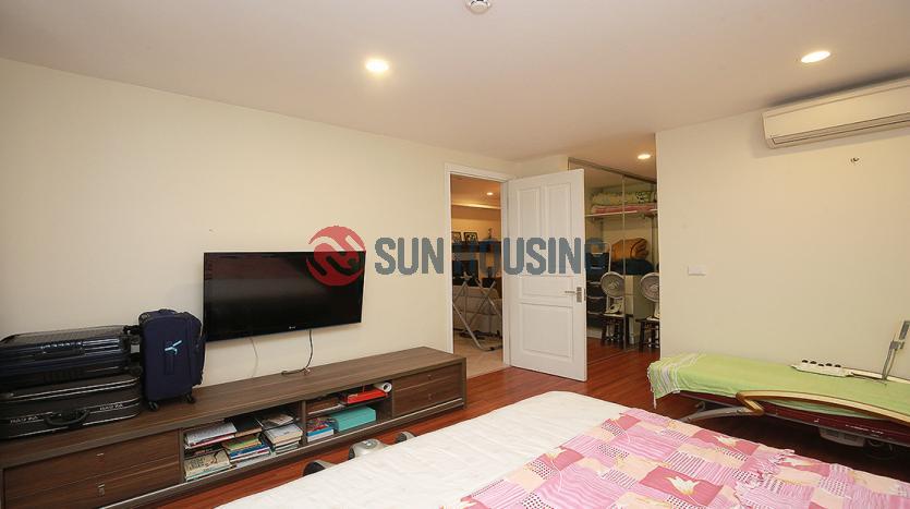 Furnished apartment for rent in P2 Ciputra | Three-bedroom, open view balcony