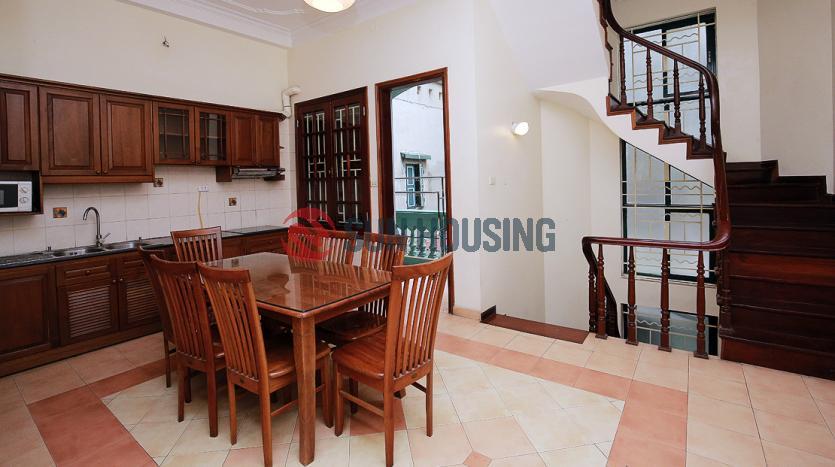 4-floor house in Westlake, Xuan Dieu nearby Syrena Shopping Mall