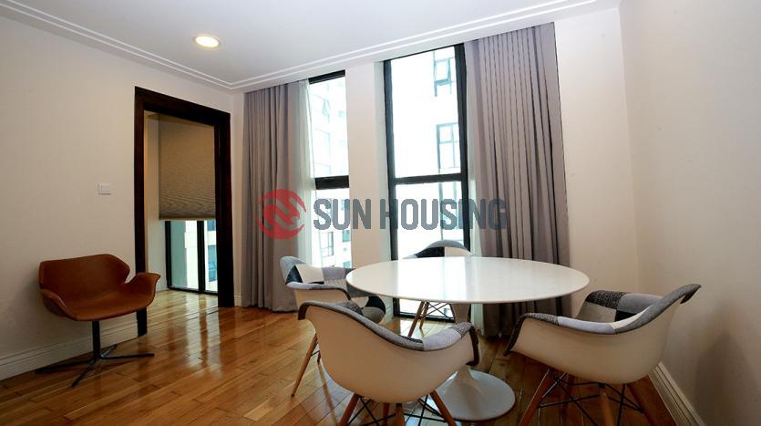 Bright and spacious apartment one bedroom Hoang Thanh Hanoi is looking for the new tenants