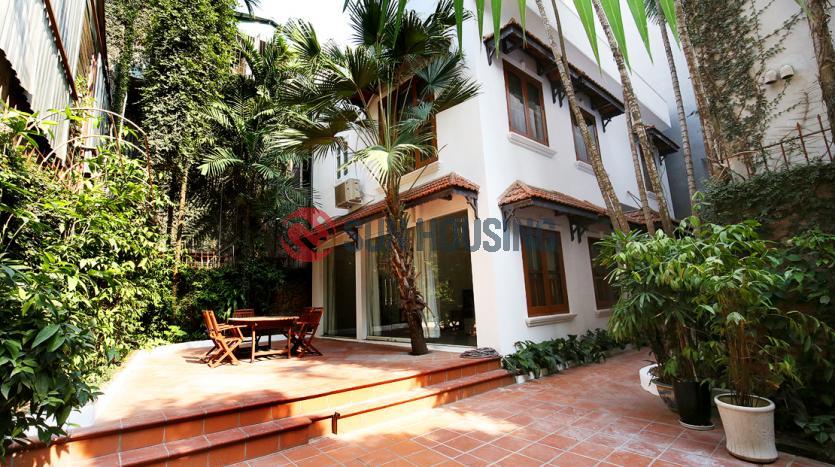 Furnished house four bedrooms Westlake Hanoi | Beautiful courtyard