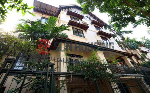 Conveniently located house Westlake Hanoi | 5 br & 3 bathrooms