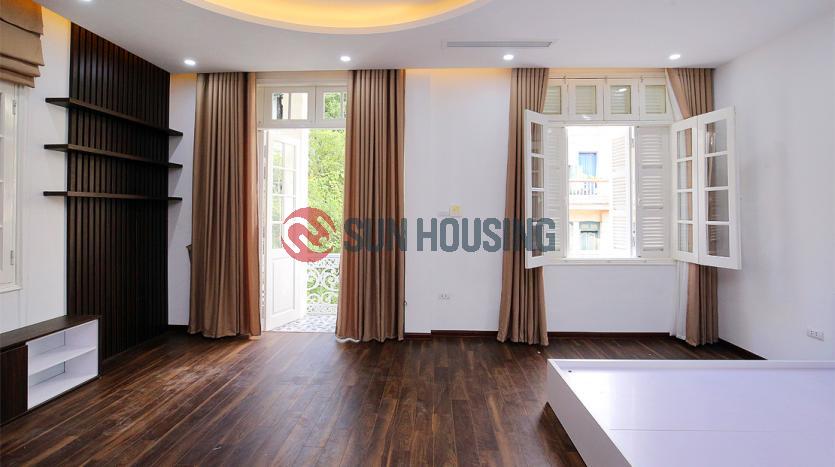 Modern 5-stories house Tay Ho Hanoi | 3 br & 2 multi-function rooms