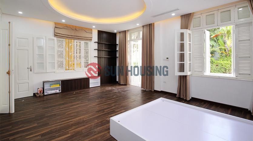 Modern 5-stories house Tay Ho Hanoi | 3 br & 2 multi-function rooms