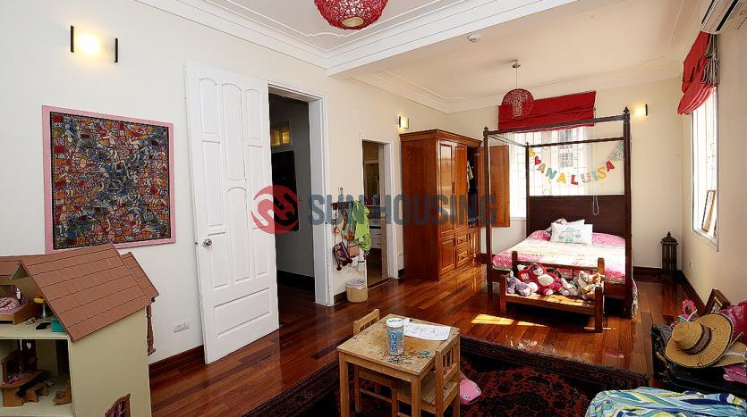 Conveniently located house Westlake Hanoi | 5 br & 3 bathrooms