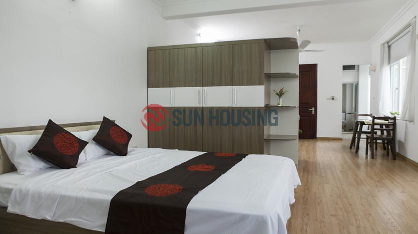 Extremely large 01-bed serviced apartment Truc Bach, Ngu Xa