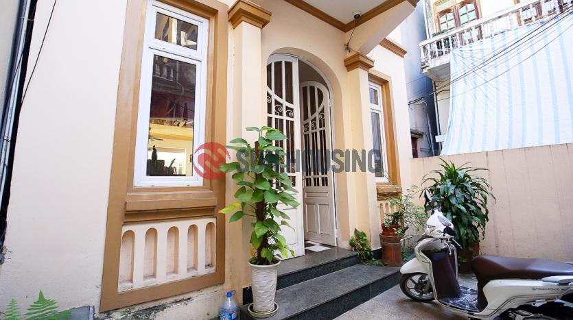 Spacious house in Tay Ho with green courtyard and backyard