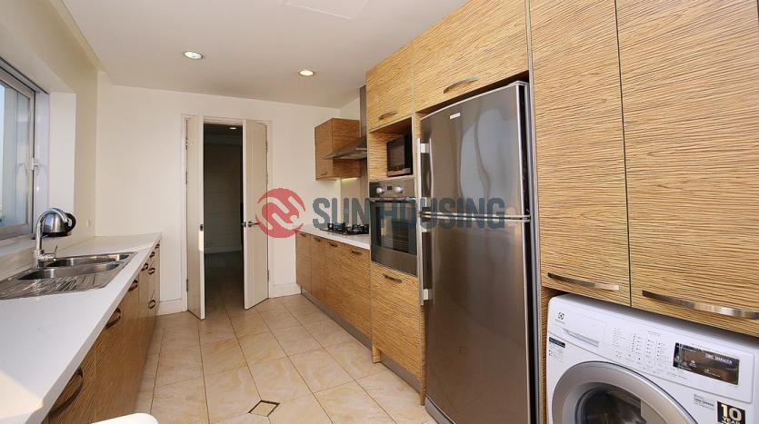 High floor apartment in Golden Westlake with 3 bedrooms and balcony