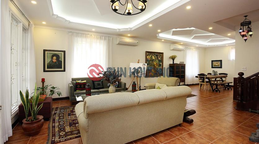 Conveniently located house Westlake Hanoi | 5 br & 3 bathrooms