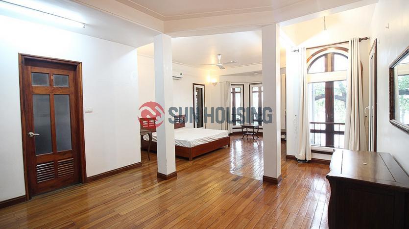 Three- bedroom house for rent in Westlake Hanoi with lake- viewing