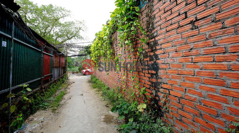 Exquisite 2-br house for rent Westlake Hanoi | Large glass door