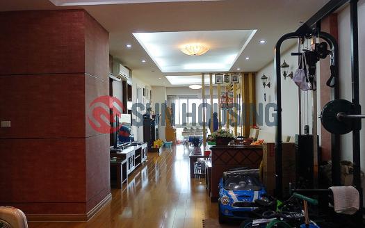 Affordable price for apartment three bedrooms P2 Ciputra Hanoi