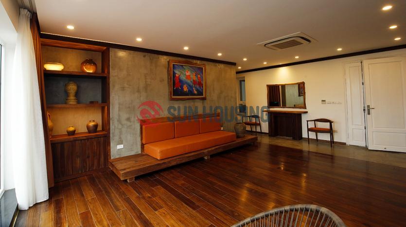 Renovated apartment To Ngoc Van str Westlake Hanoi, 3-br & 3 bathroom