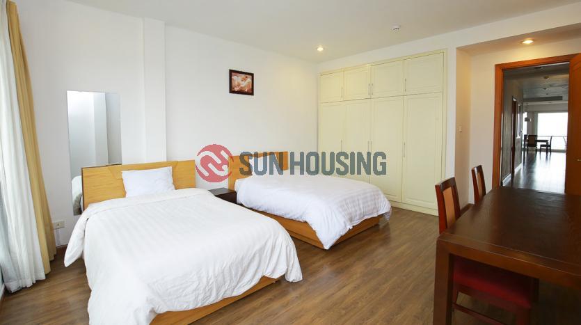 Renovated serviced 3-br apartment Xuan Dieu str, Westlake Hanoi