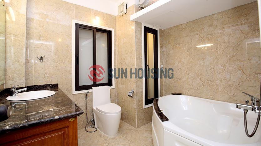 Brand new 3-br apartment Westlake Hanoi | Dang Thai Mai str