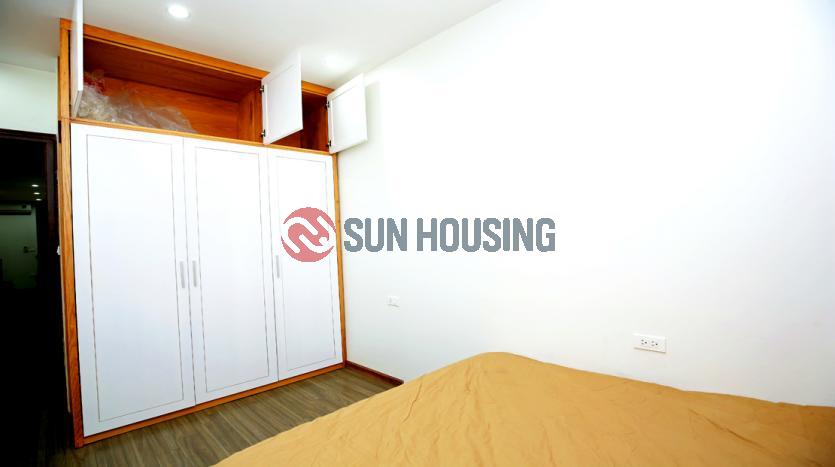 Good price 02 bedroom apartment for rent in Tay Ho