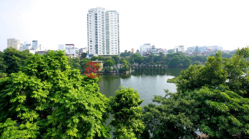Apartment for rent in Ba Dinh Hanoi lake view, 3 bedrooms.