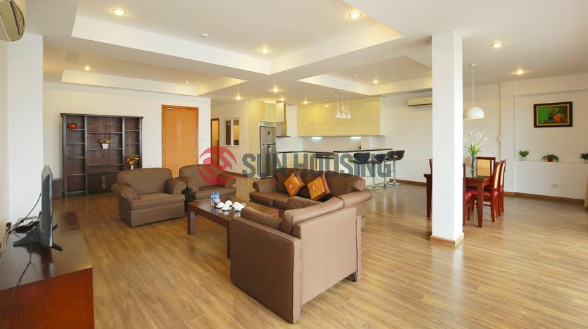 Renovated serviced 3-br apartment Xuan Dieu str, Westlake Hanoi