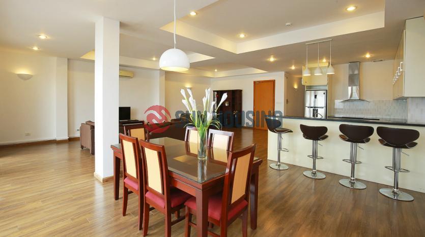 Renovated serviced 3-br apartment Xuan Dieu str, Westlake Hanoi