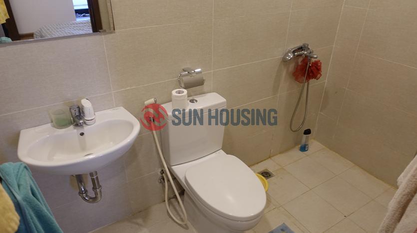 For rent 2 bedroom apartment at Center Point Le Van Luong