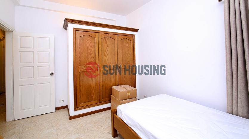 Brand new 3-br apartment Westlake Hanoi | Dang Thai Mai str