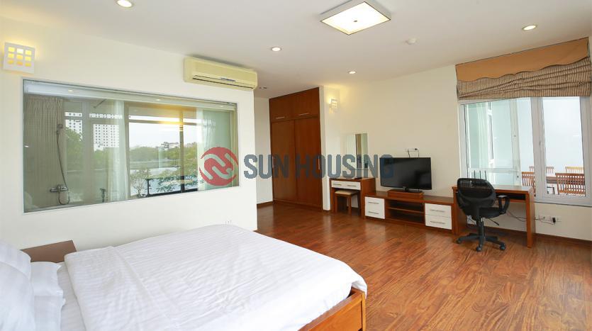 Serviced 3-br apartment Westlake Hanoi | Lake view, accessed by car