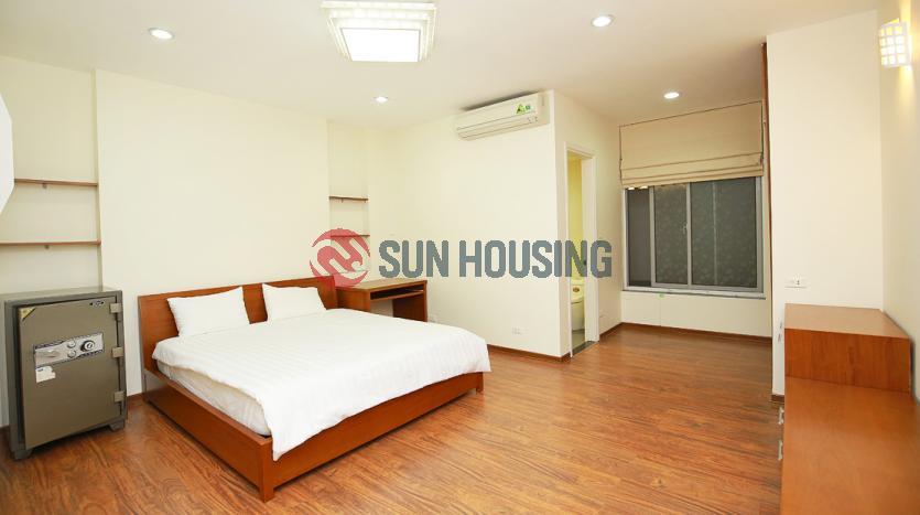 Serviced 3-br apartment Westlake Hanoi | Lake view, accessed by car