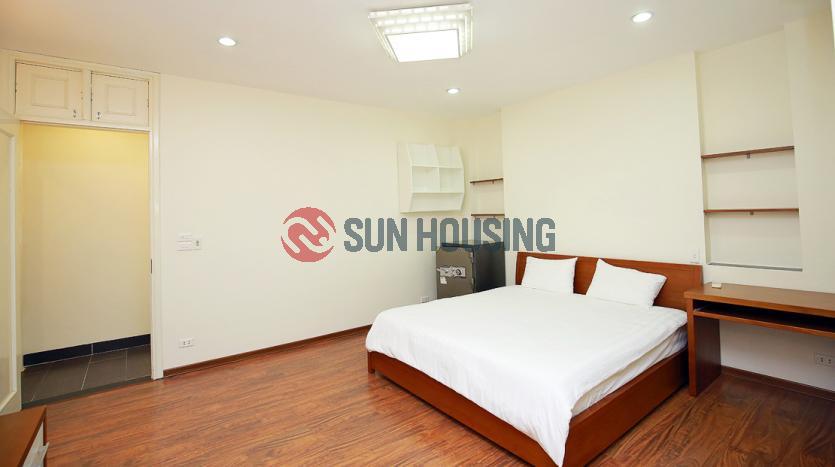 Serviced 3-br apartment Westlake Hanoi | Lake view, accessed by car